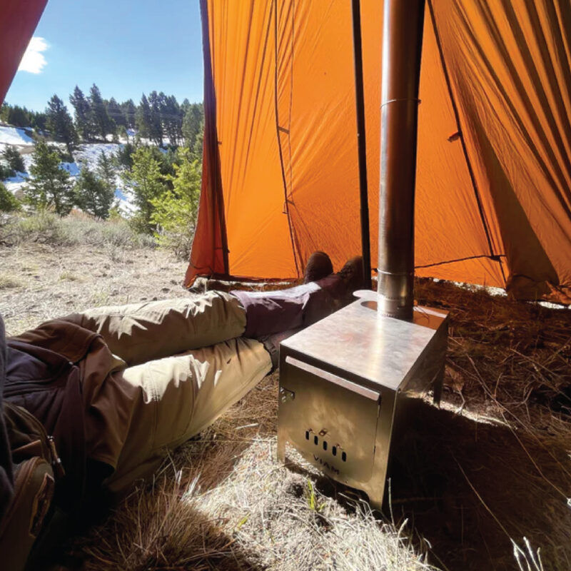VI AM The Loco Titanium Stove